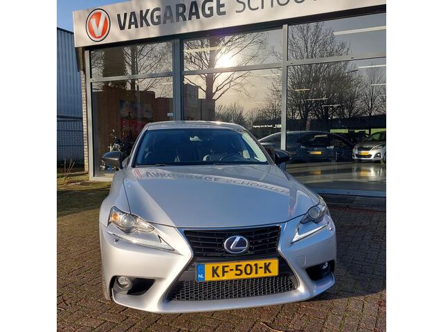 Lexus IS 300h Sport Edition
