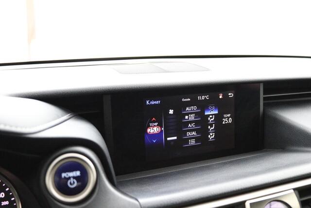Lexus IS 300h Hybrid Business Line | Stoelverwarming | Regensensor | Achteruitrijcamera