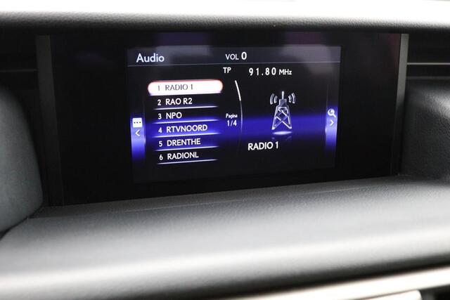 Lexus IS 300h Hybrid Business Line | Dealeronderhouden | Parkeersensoren | Regensensor |