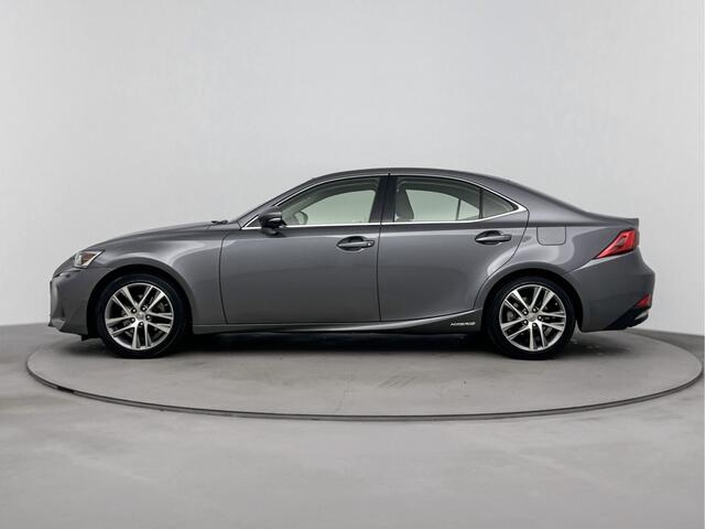 Lexus IS 300h Hybrid Business Line | Stoelverwarming | Parkeersensoren |