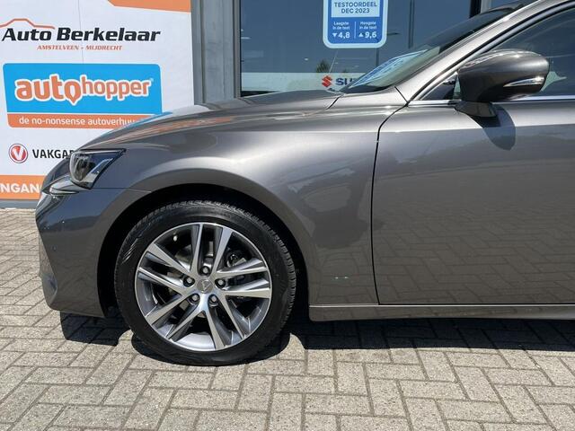 Lexus IS 300h Hybrid Business Line Pro | Navigatie |