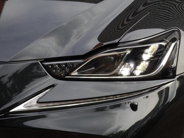 Lexus IS 300h Luxury Facelift *Quad LED/Mark L/ACC/Stoelkoeling/Stuurverw