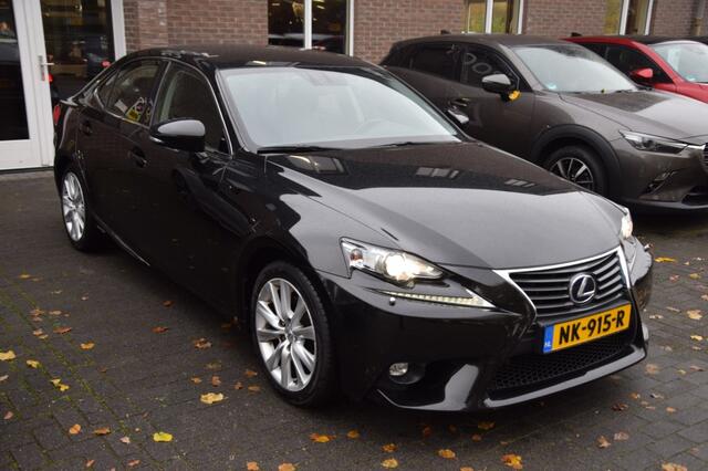 Lexus IS 300H HYBRID BUS.L.