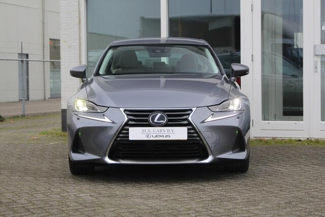 Lexus IS 300h Hybrid Luxury Line I Mark Lev. I Premium Navi