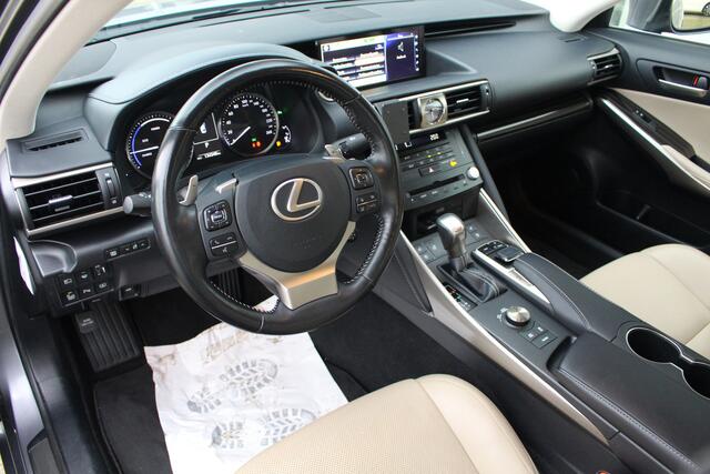 Lexus IS 300h Hybrid Luxury Line I Mark Lev. I Premium Navi