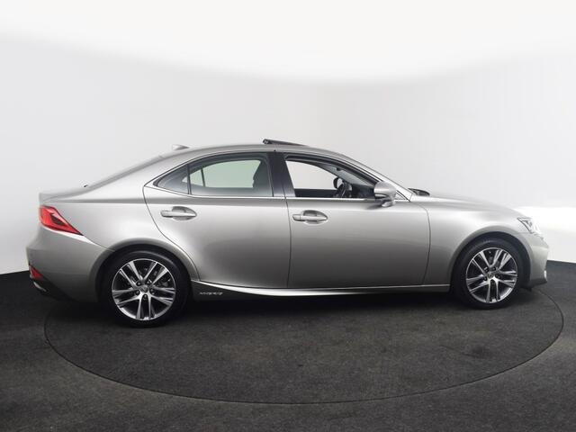 Lexus IS 300h Hybrid Business Line Pro | Schuifdak o Dealeronderhouden