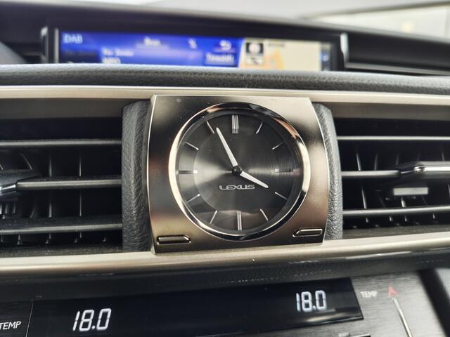 Lexus IS 300h Hybrid F-Sport Line | Navi | Dashcam v/a | Leder |