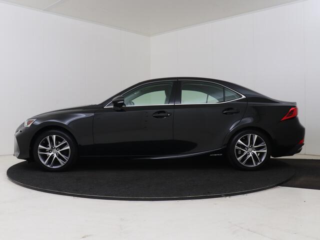 Lexus IS 300h Hybrid Business Line | Navigatie | Dual Climatecontrol | Parkeercamera |