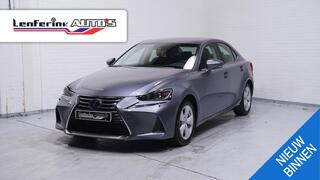 lexus-is-300h-hybrid-navi-leder-cli