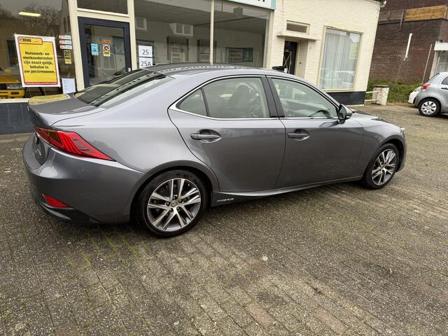 Lexus IS 300h Hybrid Business Line Navigatiesysteem, Keyless starten