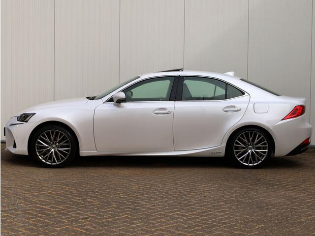 Lexus IS 300h Hybrid Luxury Line | Mark Levinson | Stoelventilatie | Schu