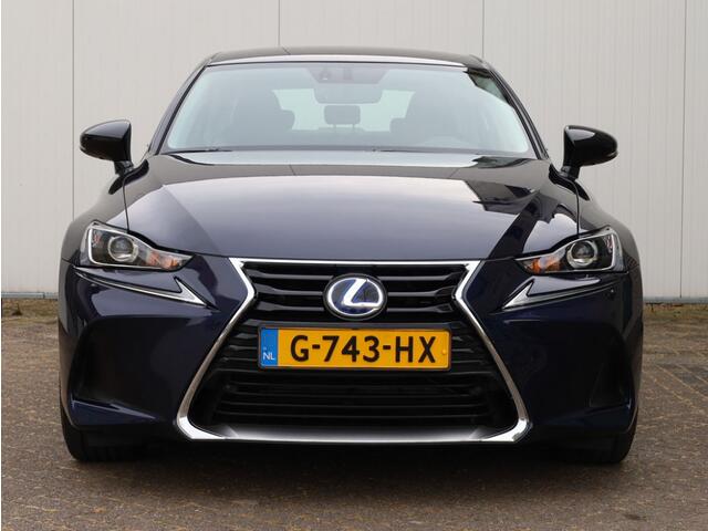 Lexus IS 300h Sport Edition | Stoelverwarming | Pdc | NL-Auto