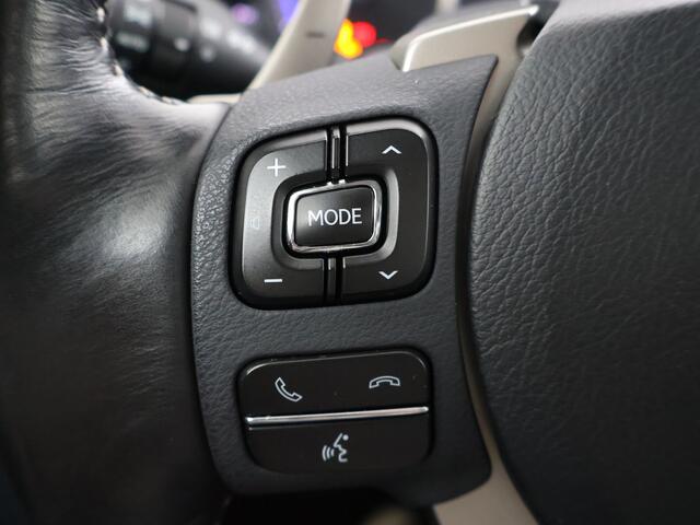 Lexus IS 300h Hybrid Business Line | NL dealeronderhouden |