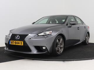 lexus-is-300h-hybrid-business-line-