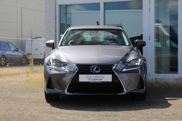 Lexus IS 300h Hybrid Luxury Line Premium I Open dak I Mark Levinson I Premium navi