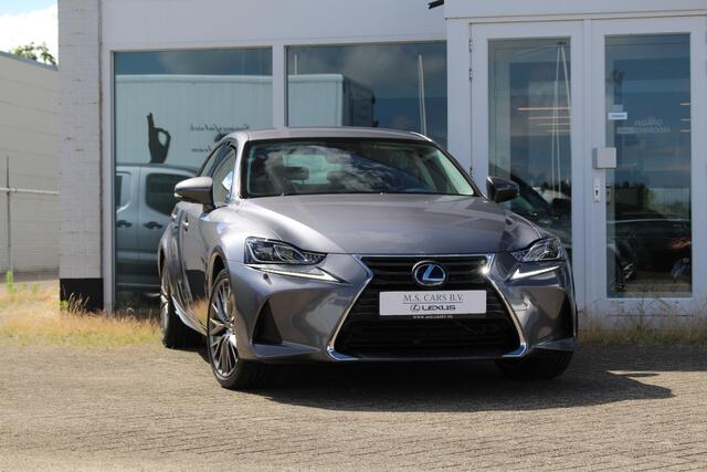 Lexus IS 300h Hybrid Luxury Line Premium I Open dak I Mark Levinson I Premium navi