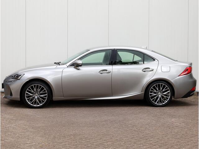 Lexus IS 300h Hybrid Luxury Line | Mark Levinson | Stoelventilatie | Matrix LED