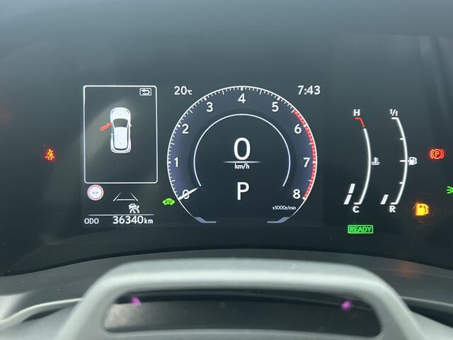 Lexus LBX Business Line Pro 2WD