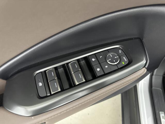Lexus LBX Elegant 2WD | Tech Pack | Carplay | Adaptive Cruise |