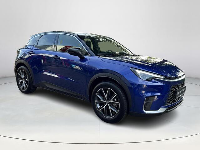 Lexus LBX Emotion 2WD | 06-10141018 Voor meer informatie