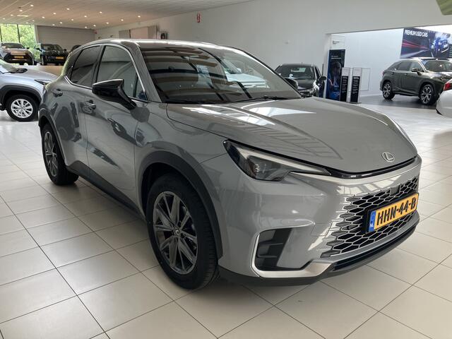 Lexus LBX Business Line Pro 2WD