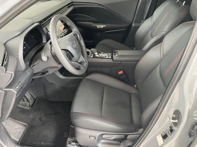 Lexus LBX Business Line Pro 2WD