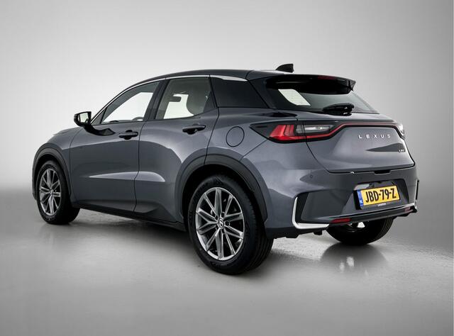 Lexus LBX Relax + Advance Pack