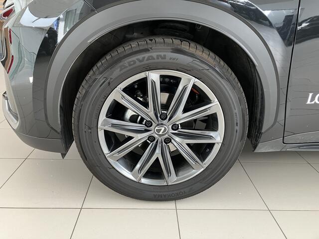 Lexus LBX Elegant 2WD | Techpack |