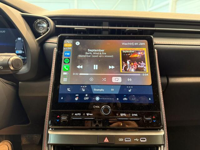 Lexus LBX Elegant 2WD