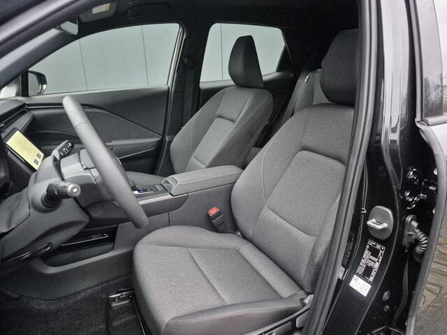 Lexus LBX Business Line Pro 2WD | Stoel/stuur verw. | Full-LED | Parkeersensor rondom |