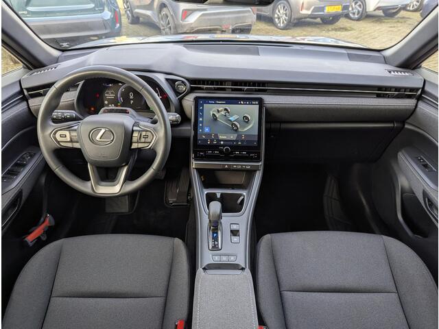 Lexus LBX Business Line 2WD | Comfort + Safety Pack | Stoel- stuurverwarming | BSM | PDC V+A | ACC | Camera