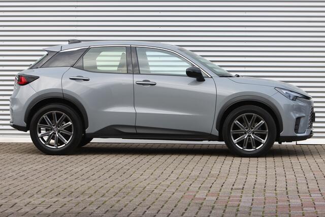 Lexus LBX Relax 2WD Tech Pack / Leder