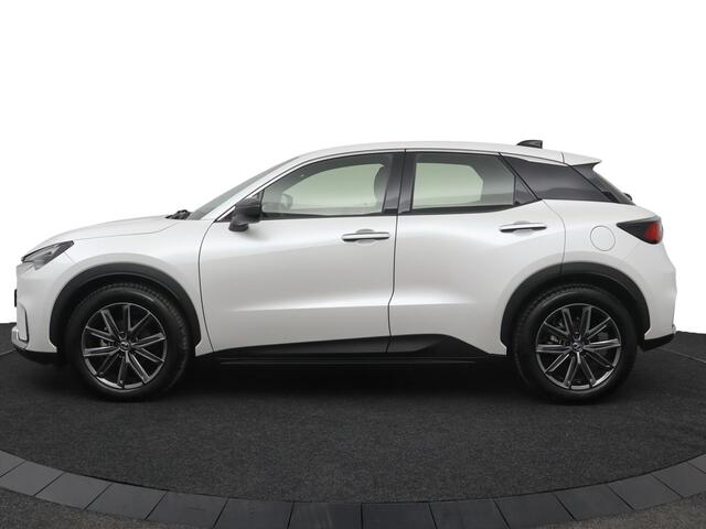 Lexus LBX Elegant 2WD | Tech Pack | Elektrisch bedienbare achterklep | Stoelverwarming | Parkeersensoren