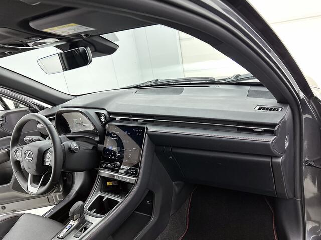 Lexus LBX Emotion 2WD | Tech Pack |