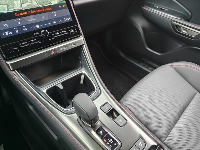 Lexus LBX LBX 1.5 Hybrid Emotion (FWD)