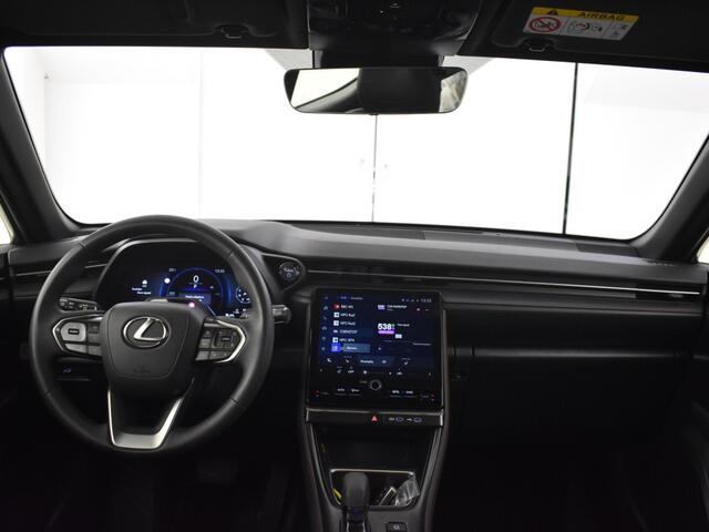 Lexus LBX Elegant | Leder | Electr. Achterklep | Parkeersensoren V + A