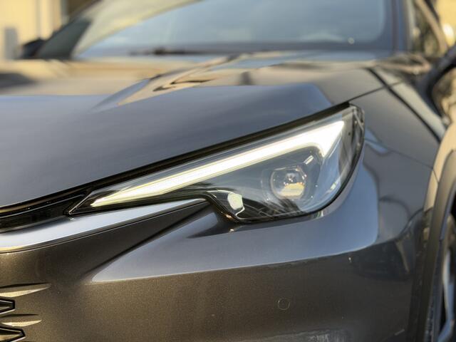 Lexus LBX Cool 2WD | GEEN AFLEVERKOSTEN | Dodehoekdetectie, Elektrische achterklep, Lederen bekleding