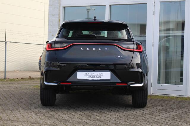 Lexus LBX Elegant 2WD 1.5 Hybride I Mark Levinson I Carplay I Fabrieksgarantie!