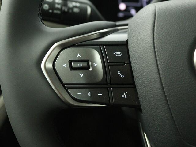 Lexus LBX Elegant 2WD