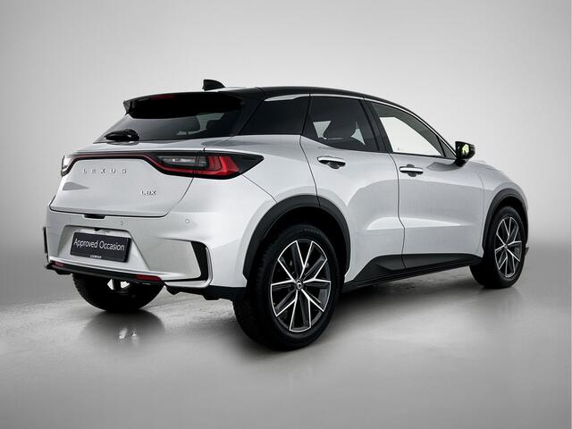 Lexus LBX 1.5 Hybrid Emotion