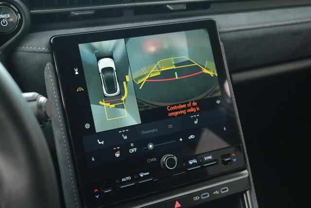 Lexus LBX Cool 2WD, Advanced Pack, Mark Levinson