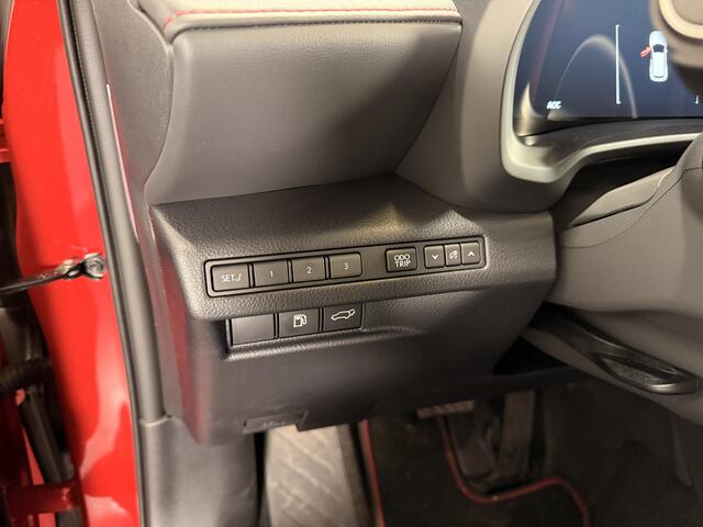 Lexus LBX 35th Edition | Advanced Pack | Dark Rose Semi - Aniline leder, zwart |