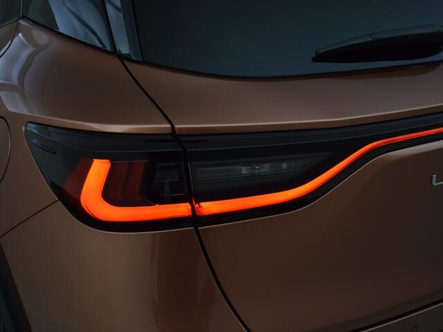 Lexus LBX Cool 2WD | Advanced pakket | Mark Levinson | Head-up |