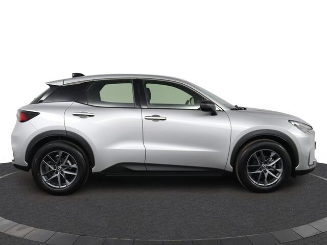 Lexus LBX Business Line 2WD | Dodehoek Detectie | Parkeersensoren Rondom | Navigatie | Stoel en Stuurverwarming | Keyless Entry |