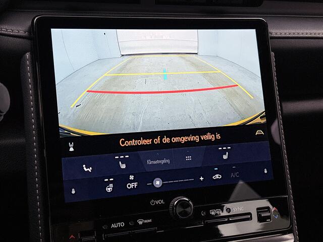 Lexus LBX Relax 2WD | BTW Voertuig | Premium uitgevoerd | Dealeronderhouden |