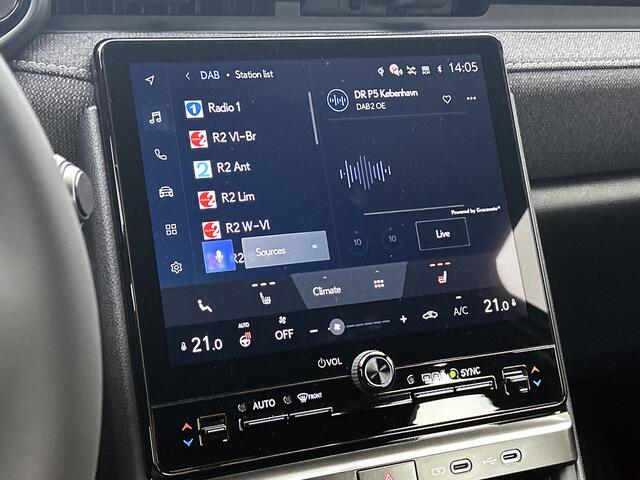 Lexus LBX Business Line 2WD | BTW Voertuig | Stoelverwarming | Onderweg-naar-dealer