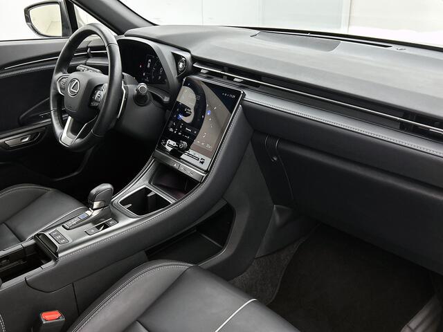 Lexus LBX Relax 2WD Limited + | Premium | Onderweg-naar-dealer