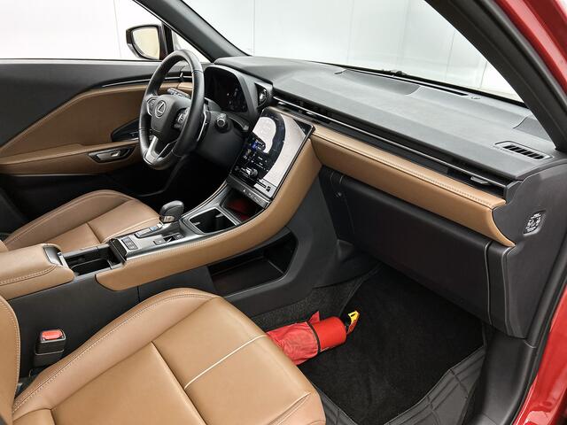 Lexus LBX Relax 2WD Limited + | Dealeronderhouden | Onderweg-naar-dealer