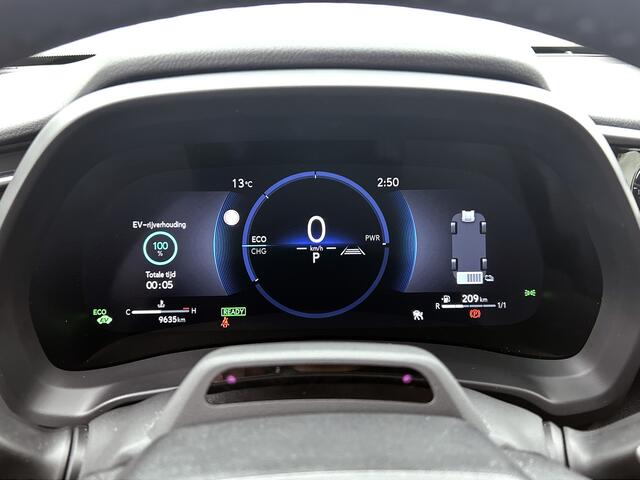 Lexus LBX Relax 2WD | Advanced Pack | Elektrische Stoelen met Geheugen | Mark Levinson |