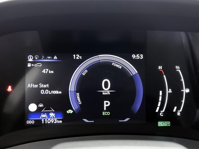 Lexus LBX Cool 2WD | Apple CarPlay / Android Auto (Navigatie) | BLS | PDC |